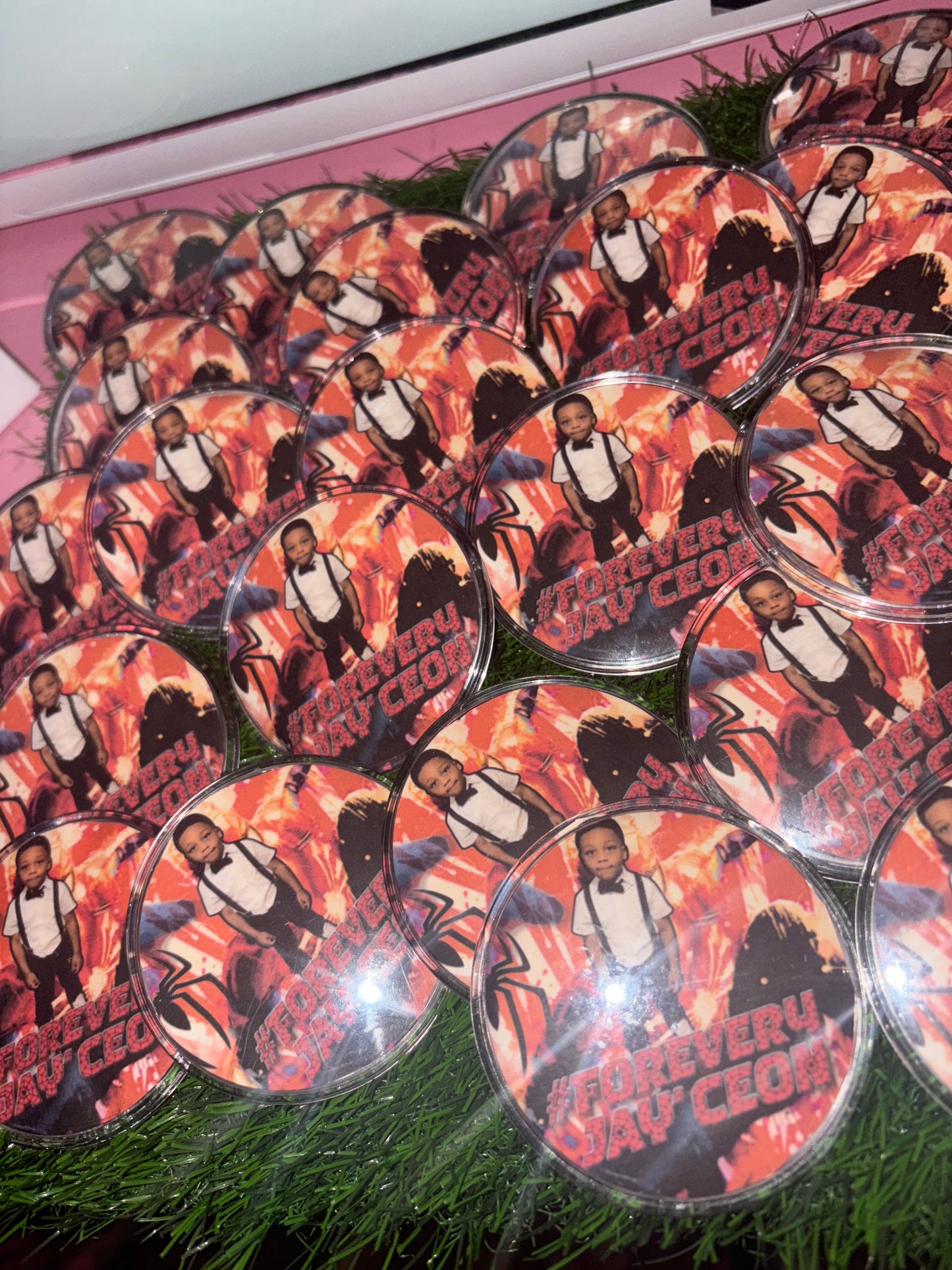 Memorial Buttons